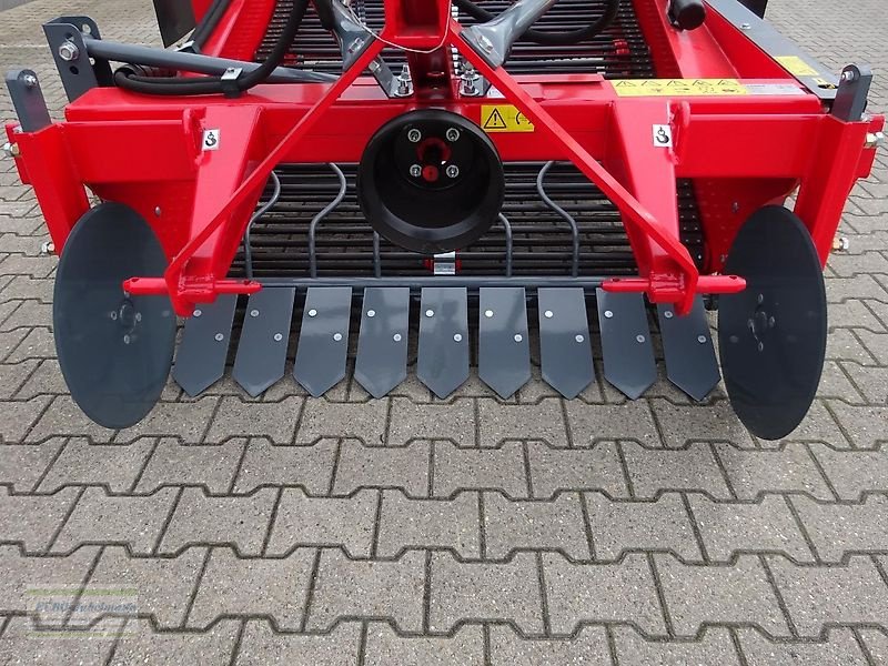 Kartoffelroder des Typs Unia Siebkettenroder Wega 1400, 2 Reihen, inkl. Querband hinten für seitliche Ablage, hydraulischer Antrieb mit Auswurf rechts/links NEU, Neumaschine in Itterbeck (Bild 9)