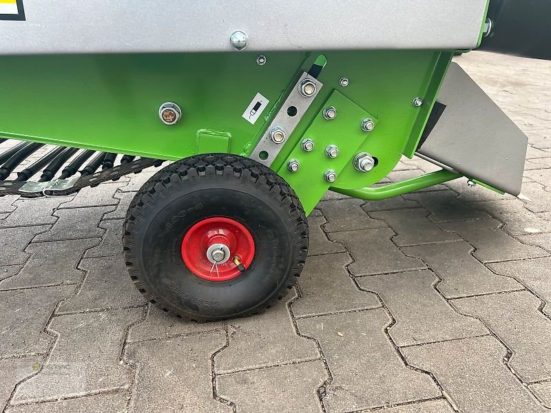 Kartoffelroder tip Vemac Siebkettenroder Bomet UPUS Z656 1reihig Gummi Kartoffelroder NEU, Neumaschine in Sülzetal OT Osterweddingen (Poză 12)