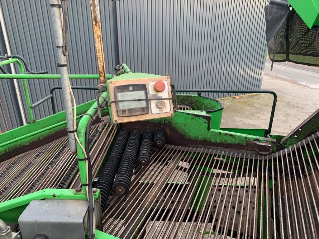 Kartoffelvollernter typu AVR 8200 Spirit Ekstra aksel med hjultræk, Gebrauchtmaschine v Bording (Obrázek 21)