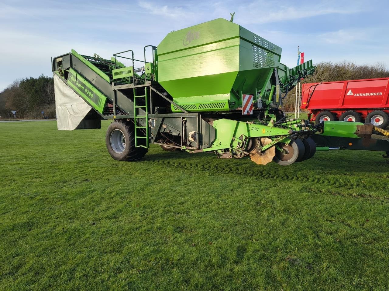 Kartoffelvollernter tipa AVR 8200, Gebrauchtmaschine u Bording (Slika 3)