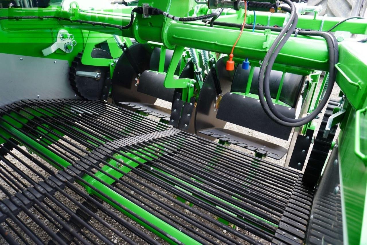 Kartoffelvollernter του τύπου AVR kartoffelroder spirit 7200, Gebrauchtmaschine σε Korneuburg (Φωτογραφία 7)