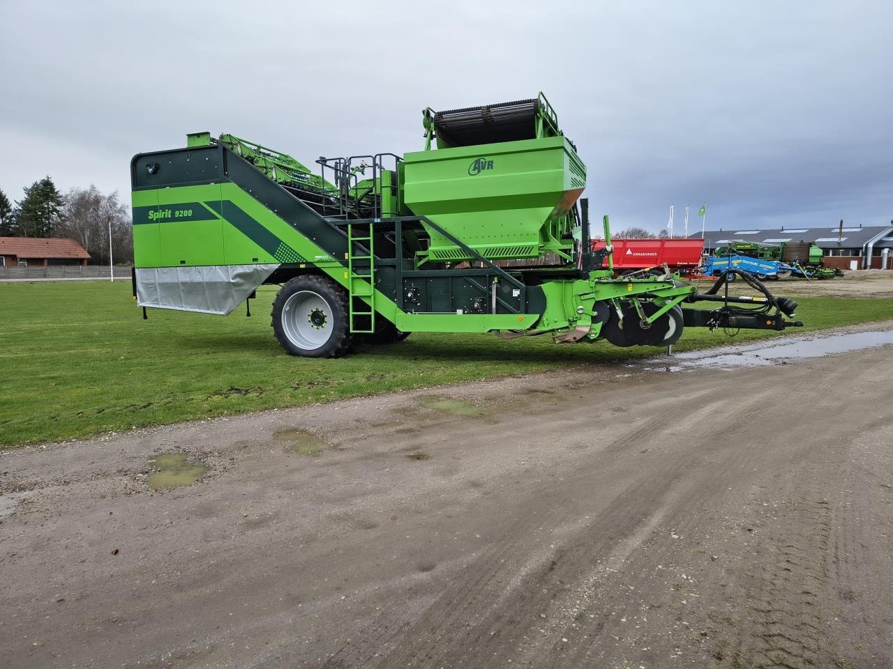 Kartoffelvollernter типа AVR SPIRIT 9200, Gebrauchtmaschine в Bording (Фотография 3)