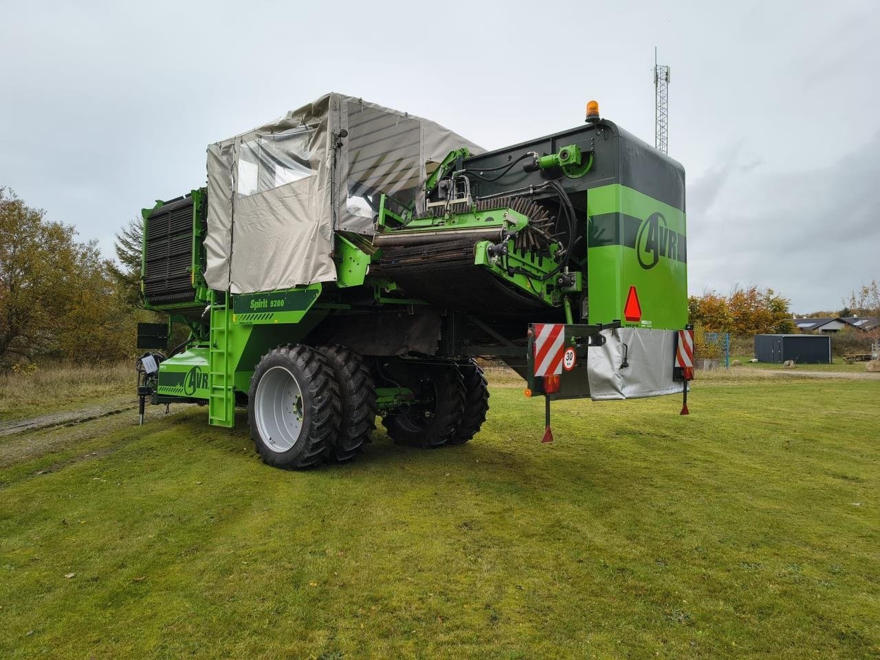 Kartoffelvollernter van het type AVR Spirit 9200CR, Gebrauchtmaschine in Bording (Foto 4)