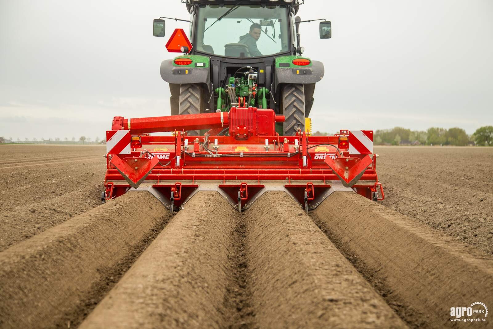 Kartoffelvollernter del tipo Grimme GF 400, Gebrauchtmaschine In Csengele (Immagine 1)