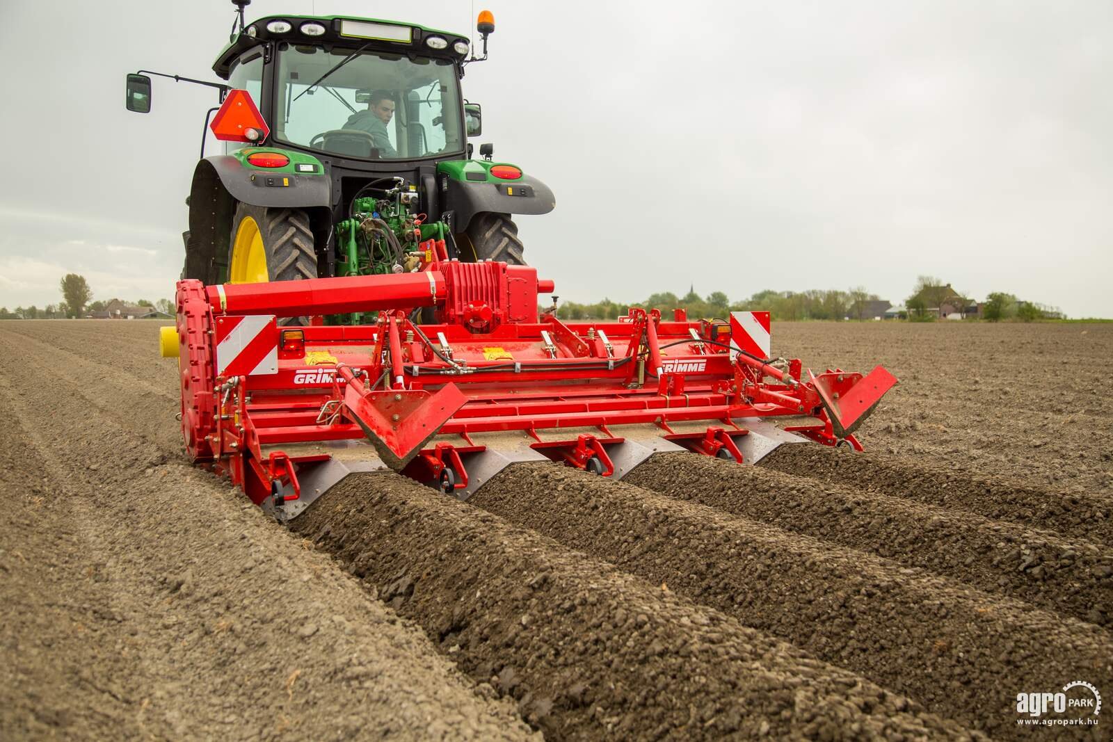 Kartoffelvollernter del tipo Grimme GF 400, Gebrauchtmaschine In Csengele (Immagine 2)