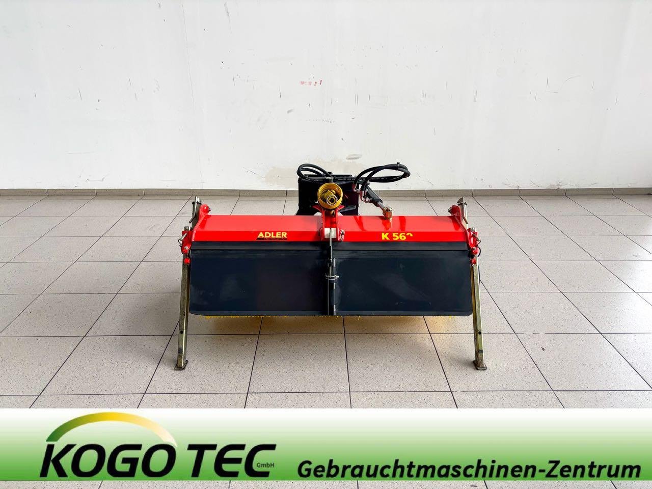 Kehrmaschine des Typs Adler Arbeitsmaschinen K560 / 135, Gebrauchtmaschine in Beckum (Bild 1)