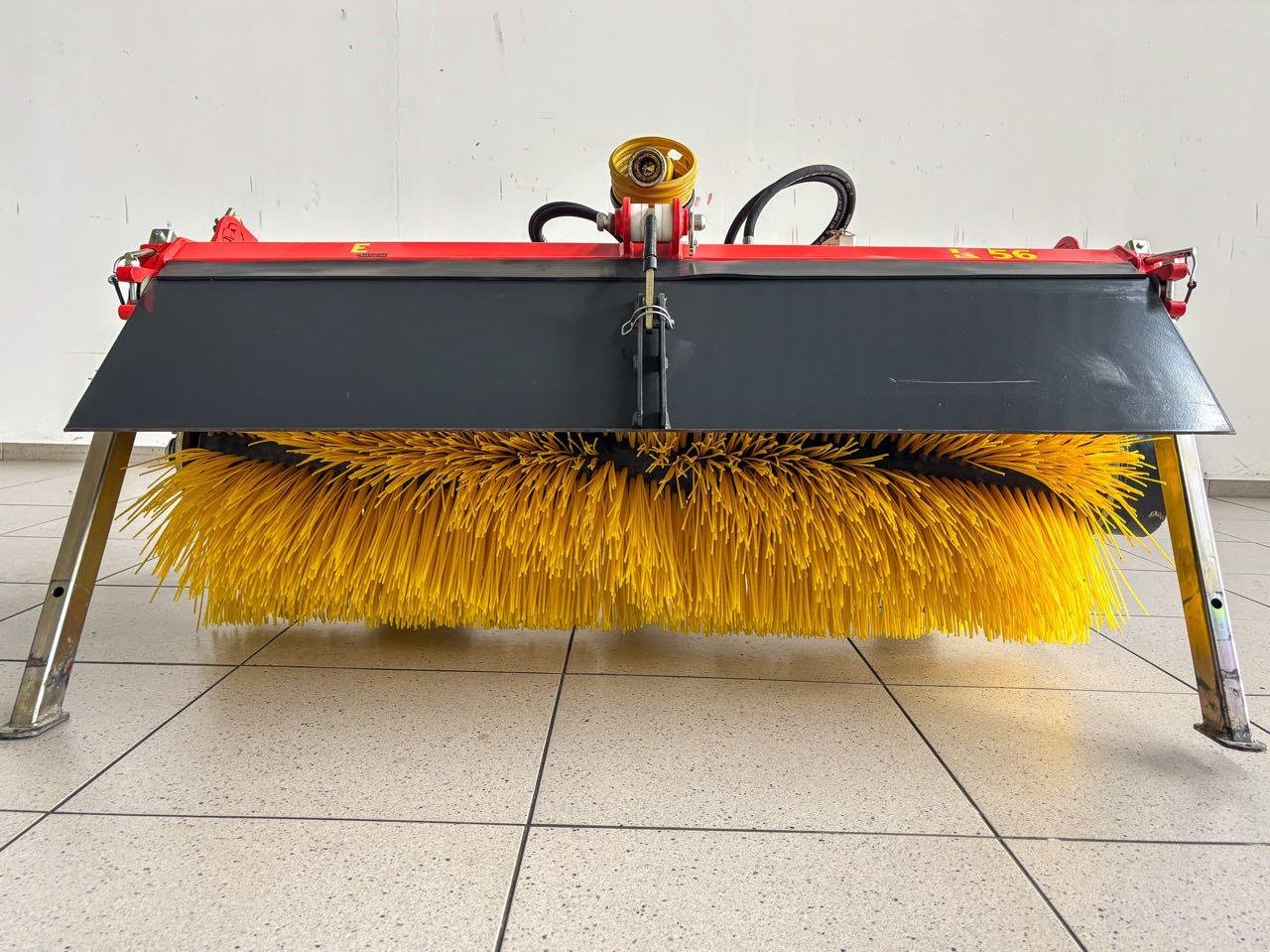 Kehrmaschine des Typs Adler Arbeitsmaschinen K560 / 135, Gebrauchtmaschine in Beckum (Bild 5)