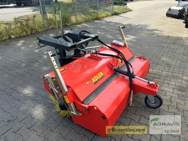 Kehrmaschine des Typs Adler Arbeitsmaschinen K600/180, Gebrauchtmaschine in Meppen (Bild 2)