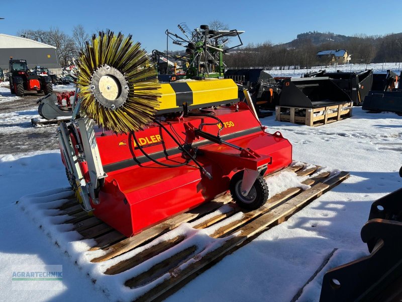 Kehrmaschine Türe ait Adler Arbeitsmaschinen K750-240, Gebrauchtmaschine içinde Pettenbach