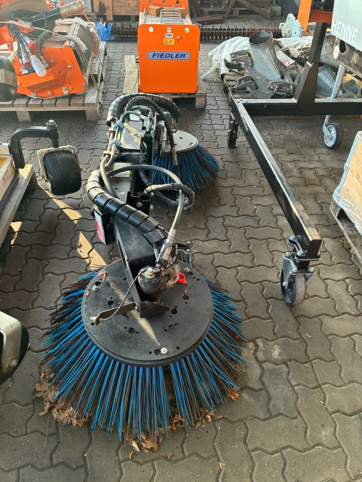 Kehrmaschine del tipo Aebi Schmidt Flexigo 150, Gebrauchtmaschine en Wiedemar (Imagen 12)