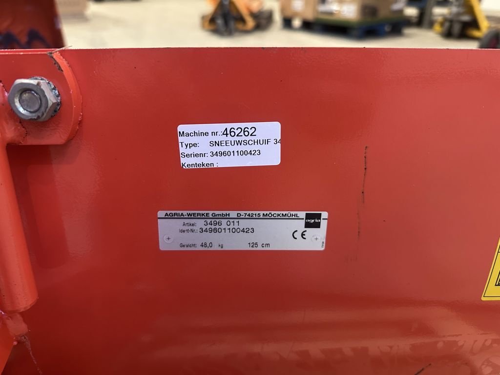 Kehrmaschine tip Agria SNEEUWSCHUIF 3496 011, Gebrauchtmaschine in Cabauw (Poză 4)