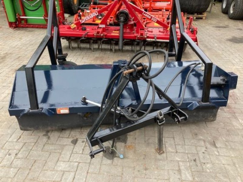 Kehrmaschine des Typs AP Veegmachine, Gebrauchtmaschine in Wierden (Bild 2)