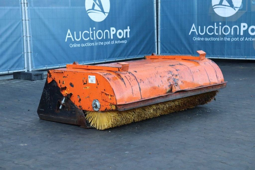 Kehrmaschine of the type Atec 05BBC1685, Gebrauchtmaschine in Antwerpen (Picture 10)