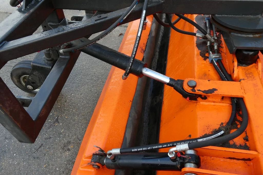 Kehrmaschine des Typs Bema 240, Neumaschine in Losdorp (Bild 9)