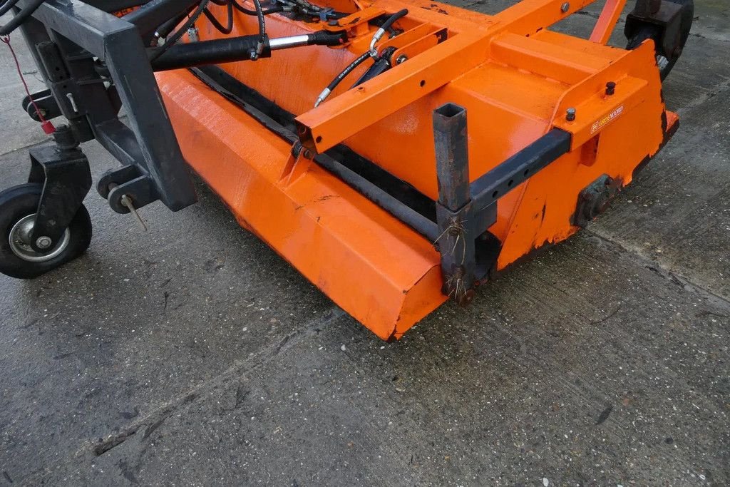 Kehrmaschine des Typs Bema 240, Neumaschine in Losdorp (Bild 10)