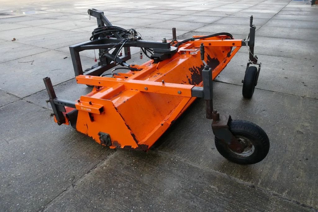 Kehrmaschine des Typs Bema 240, Neumaschine in Losdorp (Bild 1)