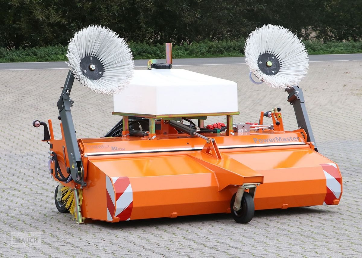 Kehrmaschine of the type Bema 30 Dual 1850 - 2600mm in Diversen Breiten, Neumaschine in Burgkirchen (Picture 2)