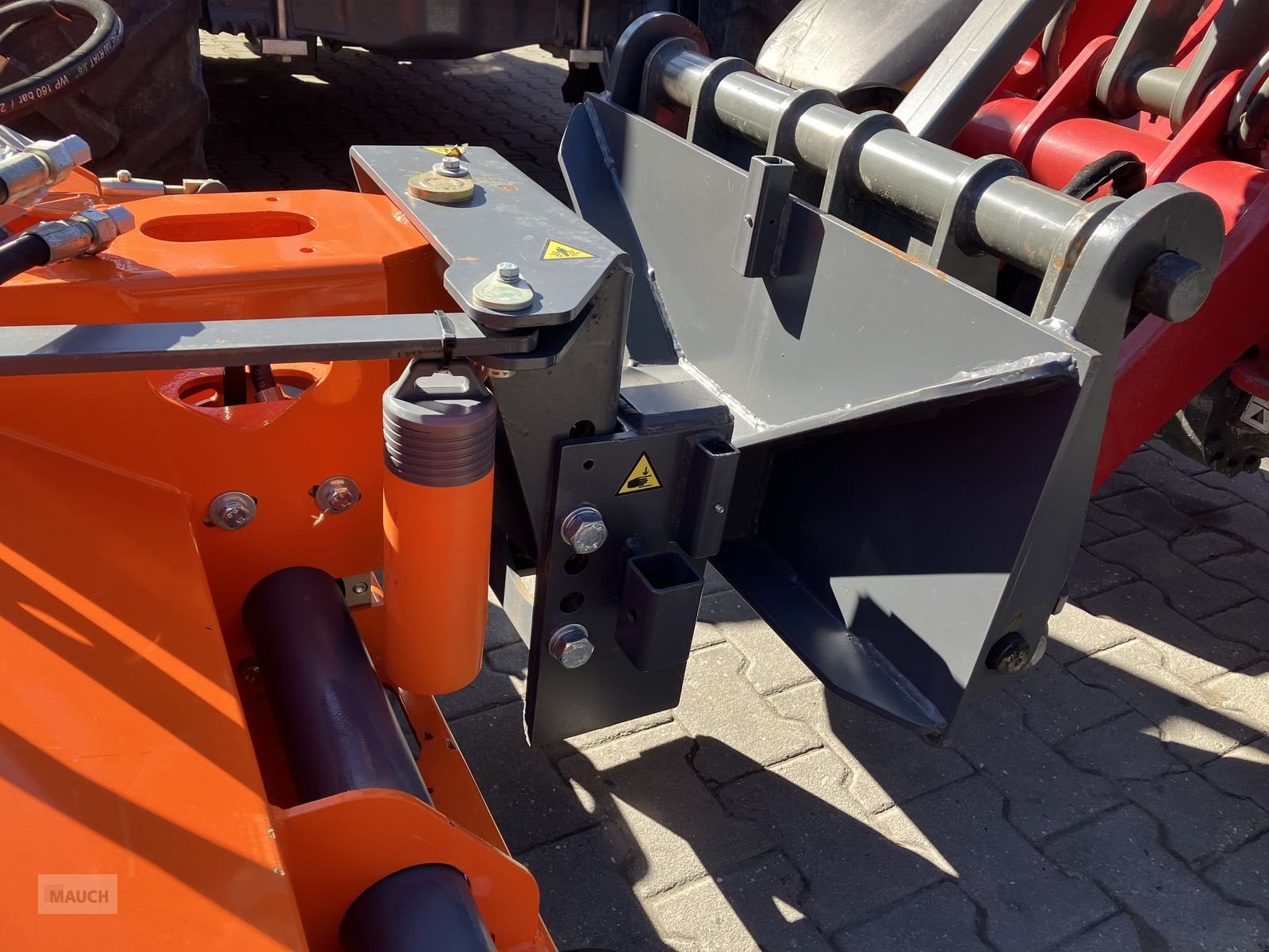 Kehrmaschine van het type Bema 580 Kommunalkehrmaschine Vorführer, Vorführmaschine in Burgkirchen (Foto 11)