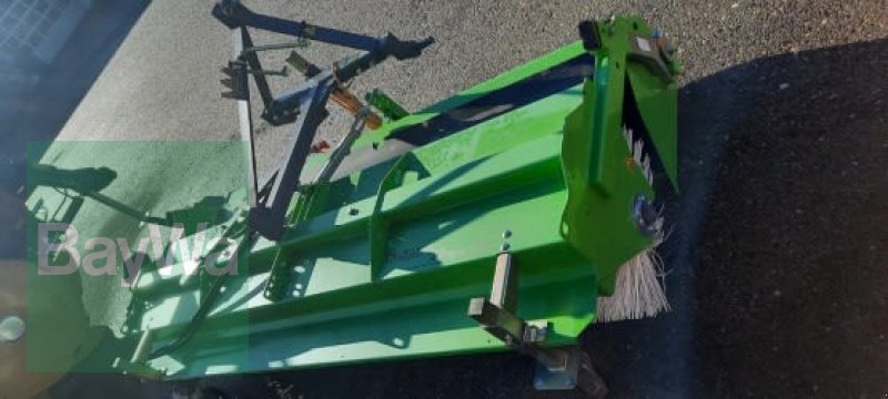 Kehrmaschine van het type Bema AGRAR 2300 BEMA KEHRMASCHINE, Neumaschine in Marktoberdorf (Foto 3)