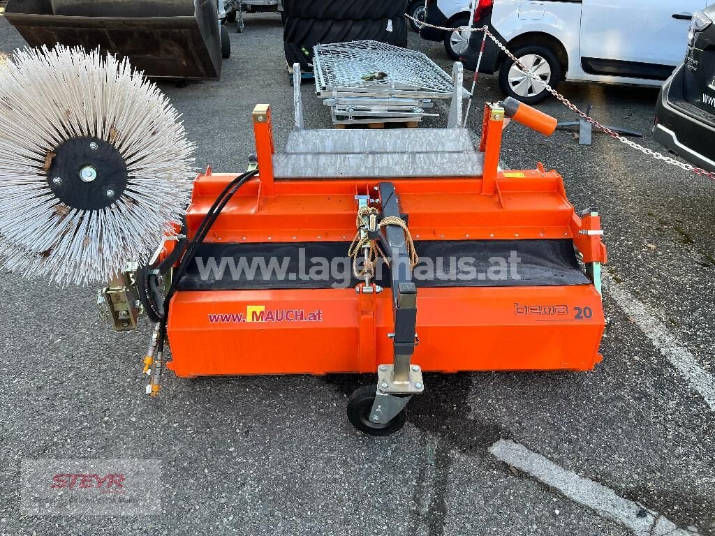 Kehrmaschine des Typs Bema BEMA 20 1550MM AUSSTELLUNGSMASCHINE, Gebrauchtmaschine in Kilb (Bild 2)