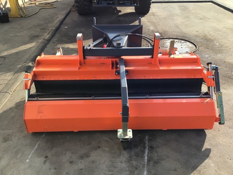 Kehrmaschine типа Bema bk25, Gebrauchtmaschine в Nauen (Фотография 1)