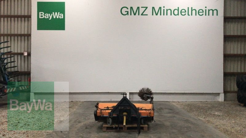 Kehrmaschine van het type Bema DUAL 1550 Holder, Gebrauchtmaschine in Mindelheim (Foto 1)