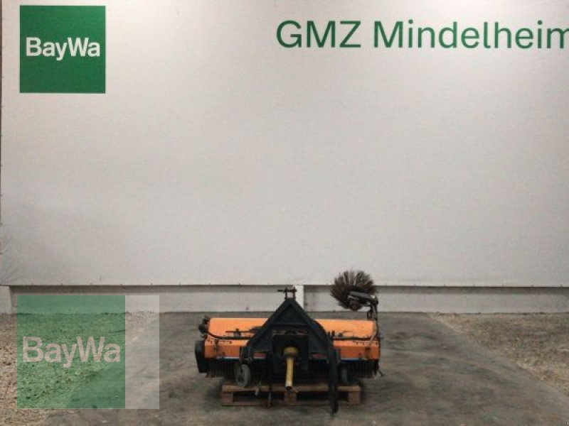 Kehrmaschine van het type Bema DUAL 1550 Holder, Gebrauchtmaschine in Mindelheim