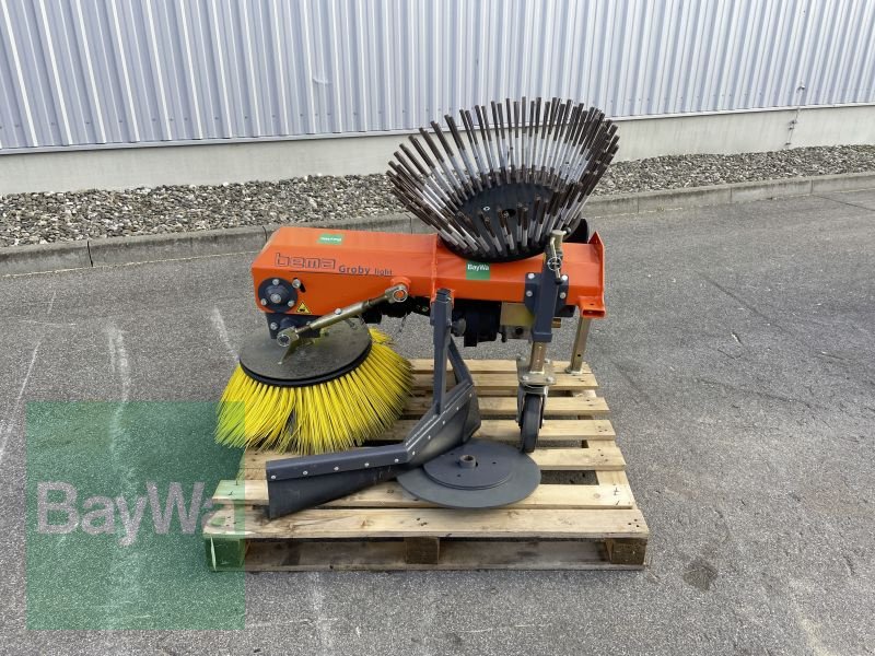 Kehrmaschine of the type Bema GROBY LIGHT - MECH.ANTRIEB, Gebrauchtmaschine in Bamberg (Picture 2)