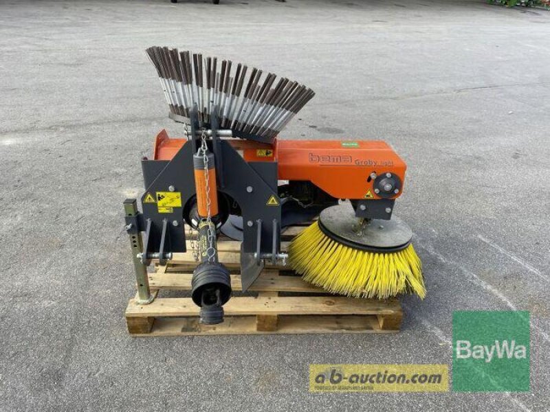 Kehrmaschine des Typs Bema GROBY LIGHT - MECH.ANTRIEB, Gebrauchtmaschine in Bamberg (Bild 4)