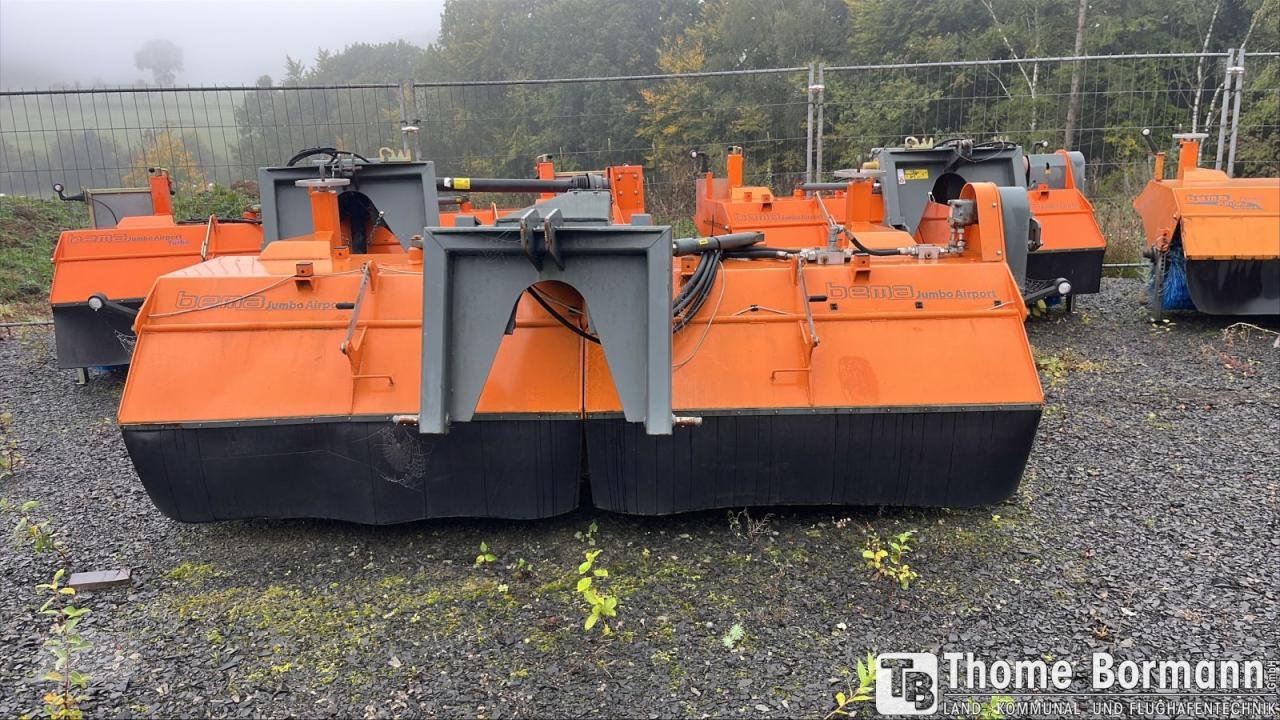 Kehrmaschine des Typs Bema Jumbo 3250, Gebrauchtmaschine in Prüm (Bild 2)