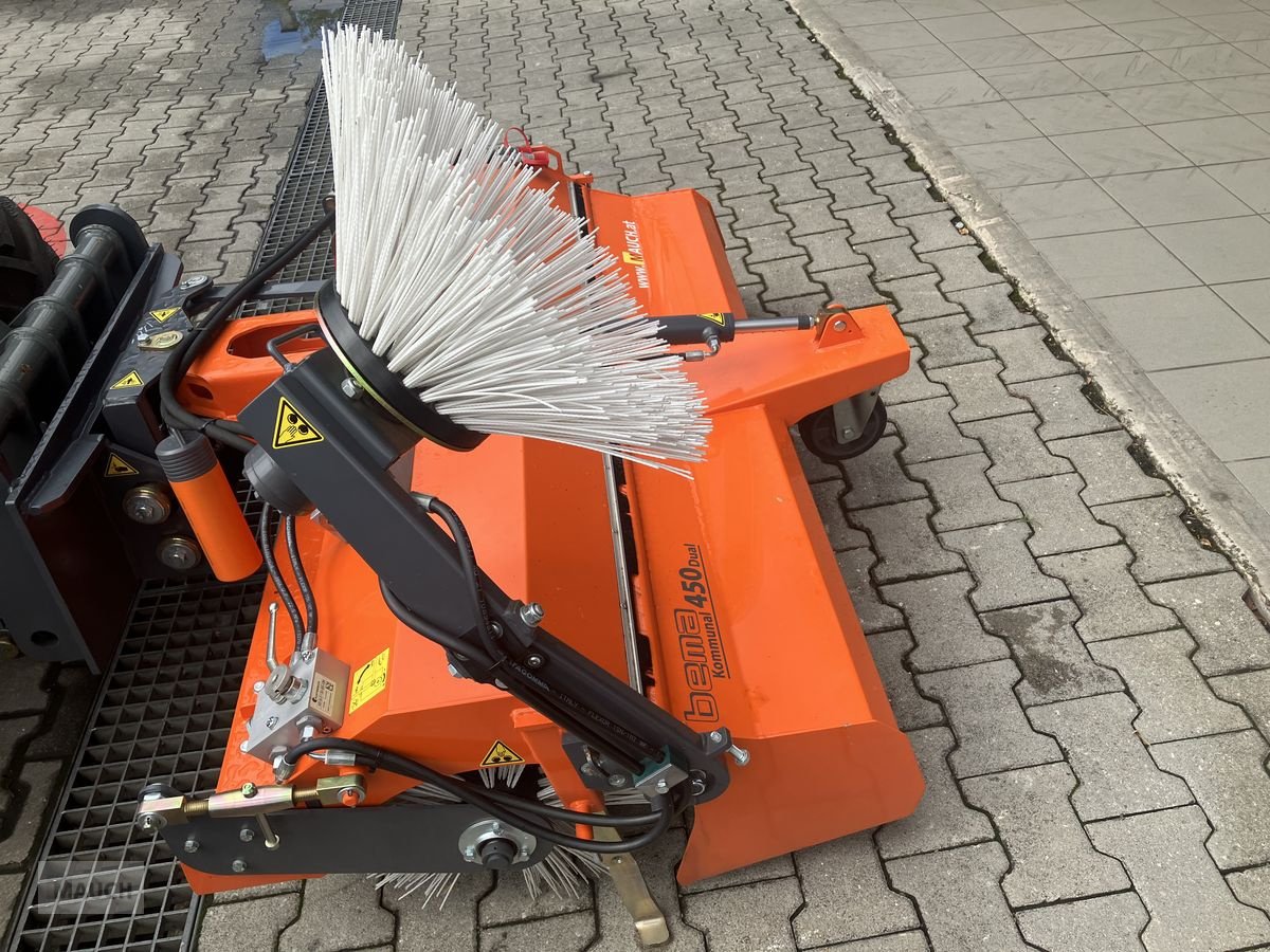 Kehrmaschine des Typs Bema Kommunal 450 Dual Kehrmaschine, Neumaschine in Burgkirchen (Bild 2)