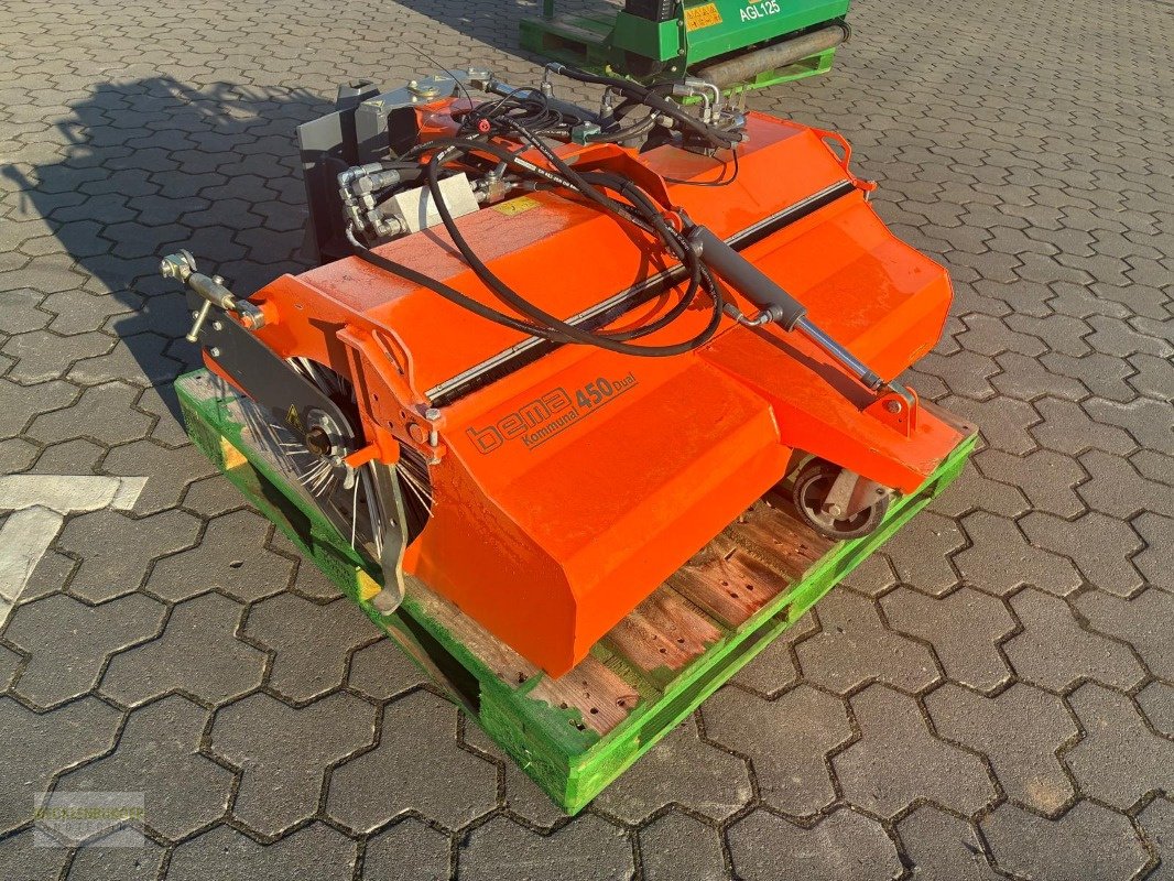 Kehrmaschine типа Bema Kommunal 450 Dual, Gebrauchtmaschine в Mühlengeez (Фотография 4)