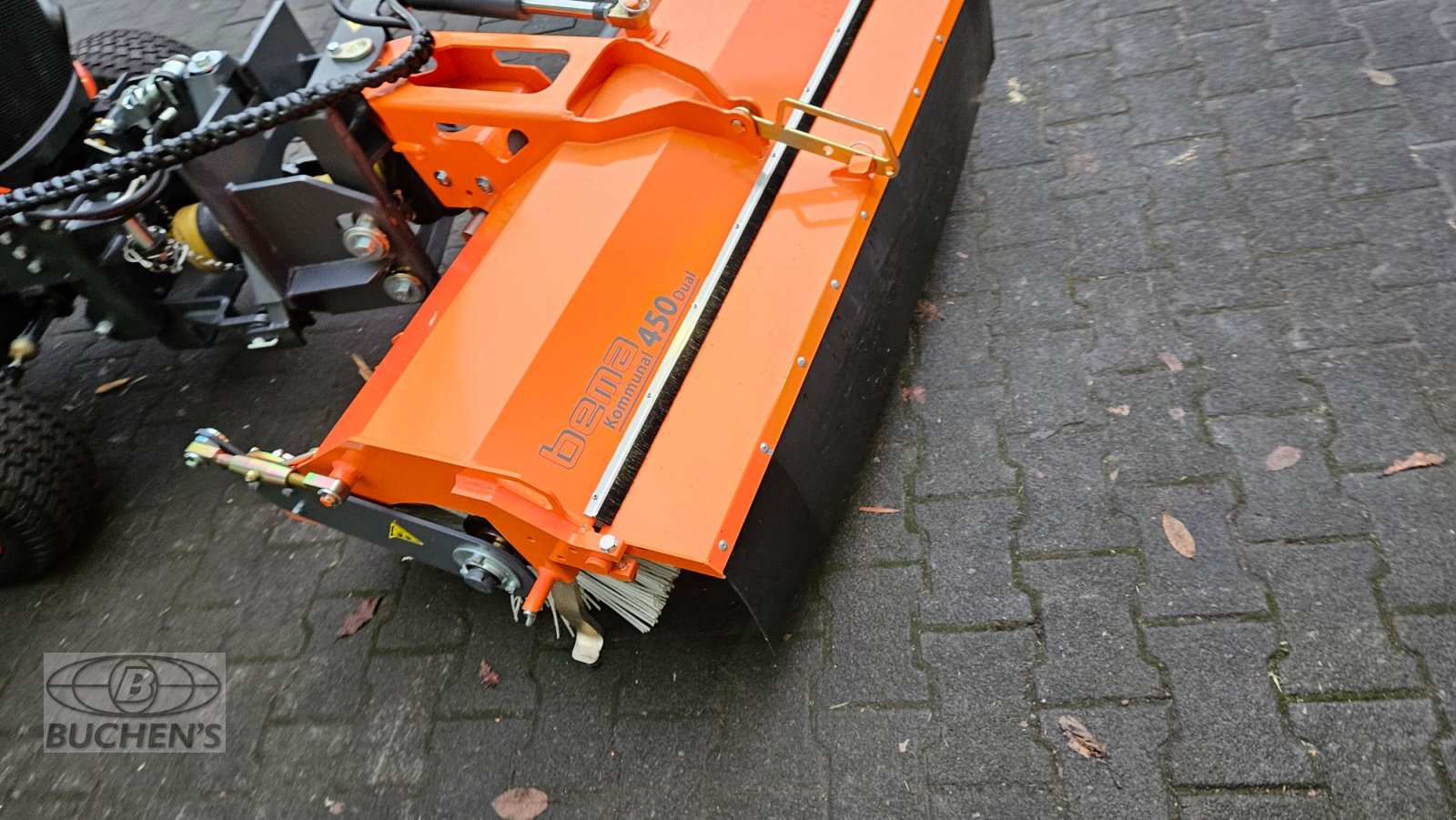 Kehrmaschine des Typs Bema Kommunal Dual 450 1250, Neumaschine in Olpe (Bild 9)