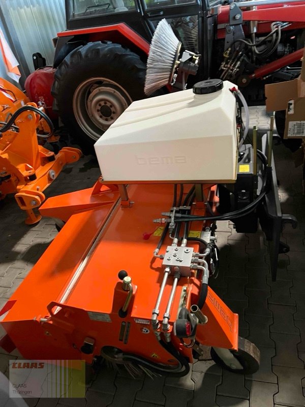 Kehrmaschine typu Bema Power Master 30 Dual, Gebrauchtmaschine v Vachdorf (Obrázek 2)