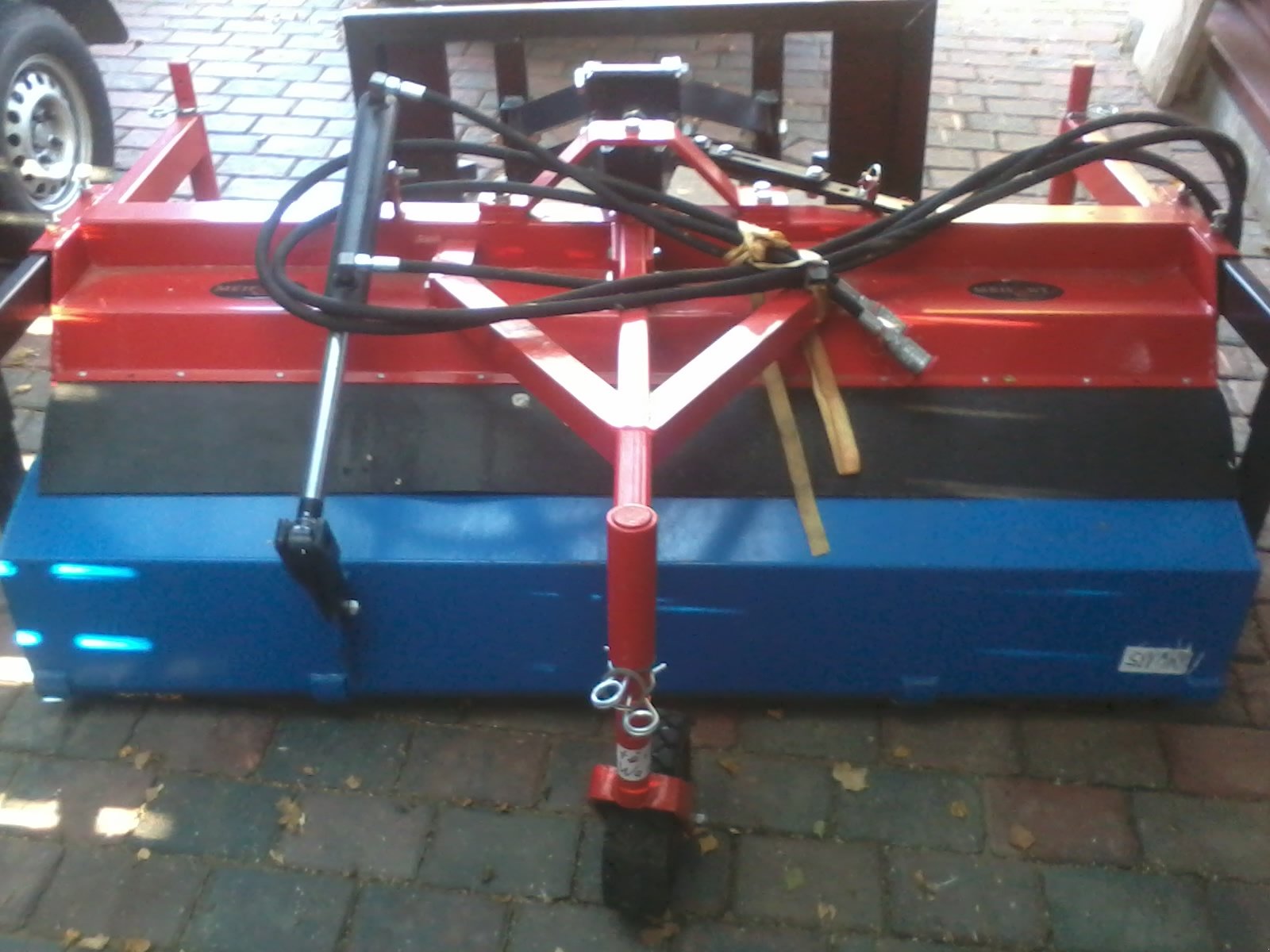 Kehrmaschine of the type BMB KM 1750 Expert, Gebrauchtmaschine in Bokhorst (Picture 2)