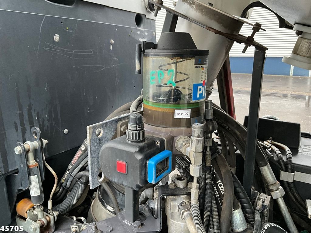 Kehrmaschine от тип Bucher Citycat 2020 with 3-rd brush, Gebrauchtmaschine в ANDELST (Снимка 9)