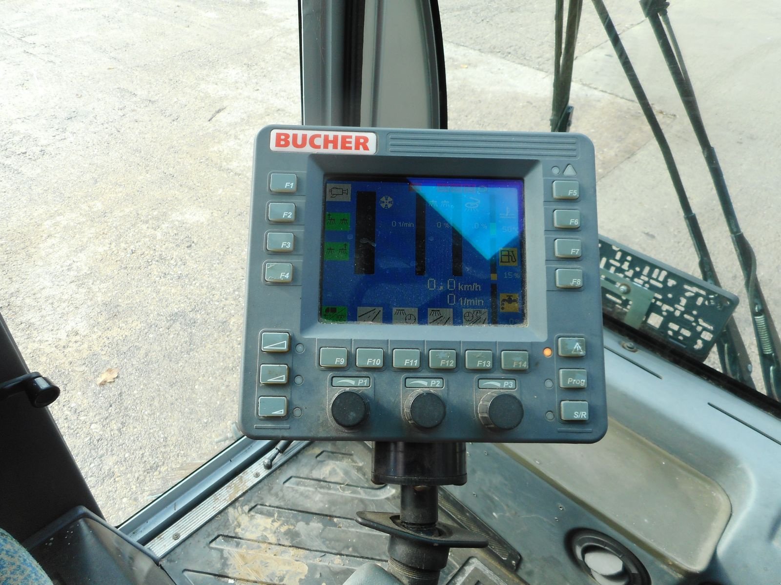 Kehrmaschine des Typs Bucher CITYCAT 2020, Gebrauchtmaschine in St. Nikolai ob Draßling (Bild 9)