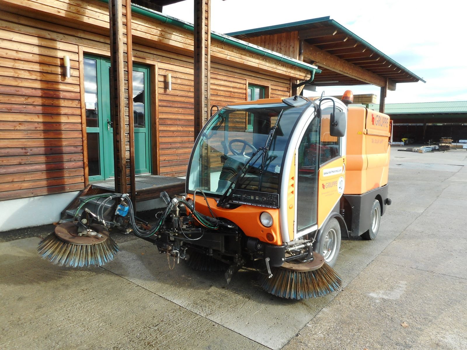 Kehrmaschine des Typs Bucher CITYCAT 2020, Gebrauchtmaschine in St. Nikolai ob Draßling (Bild 2)