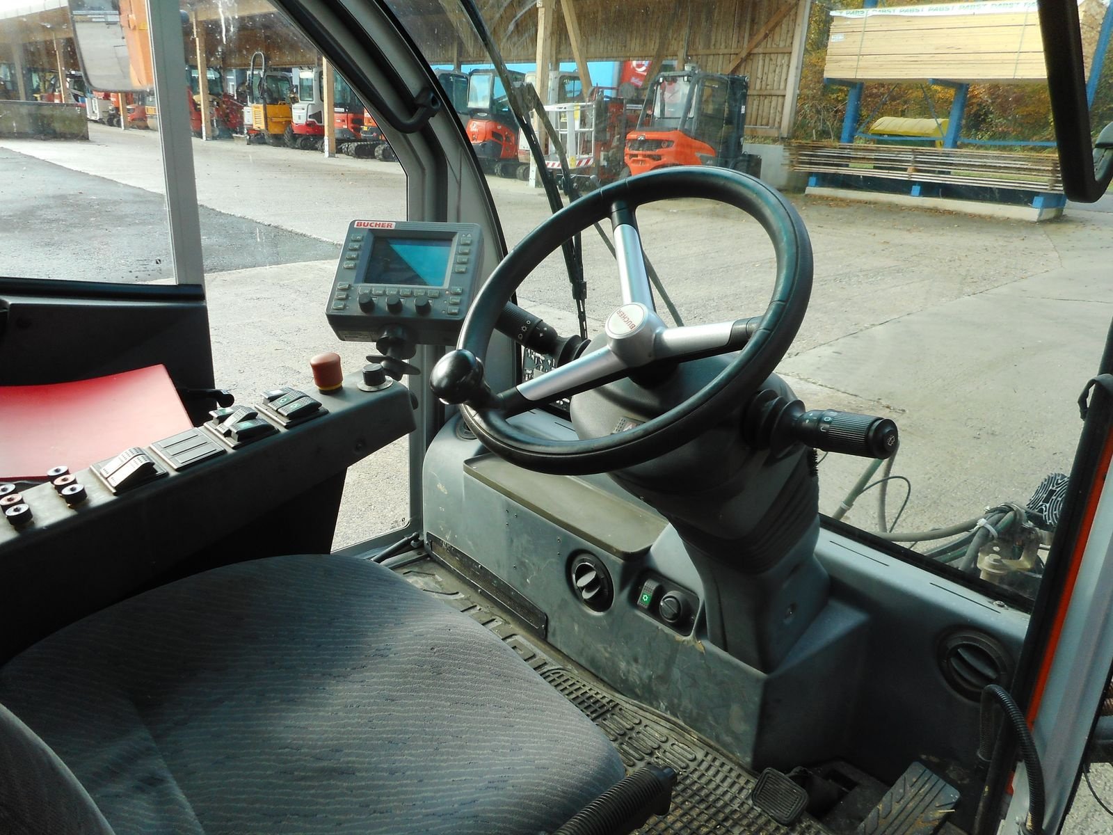 Kehrmaschine des Typs Bucher CITYCAT 2020, Gebrauchtmaschine in St. Nikolai ob Draßling (Bild 8)