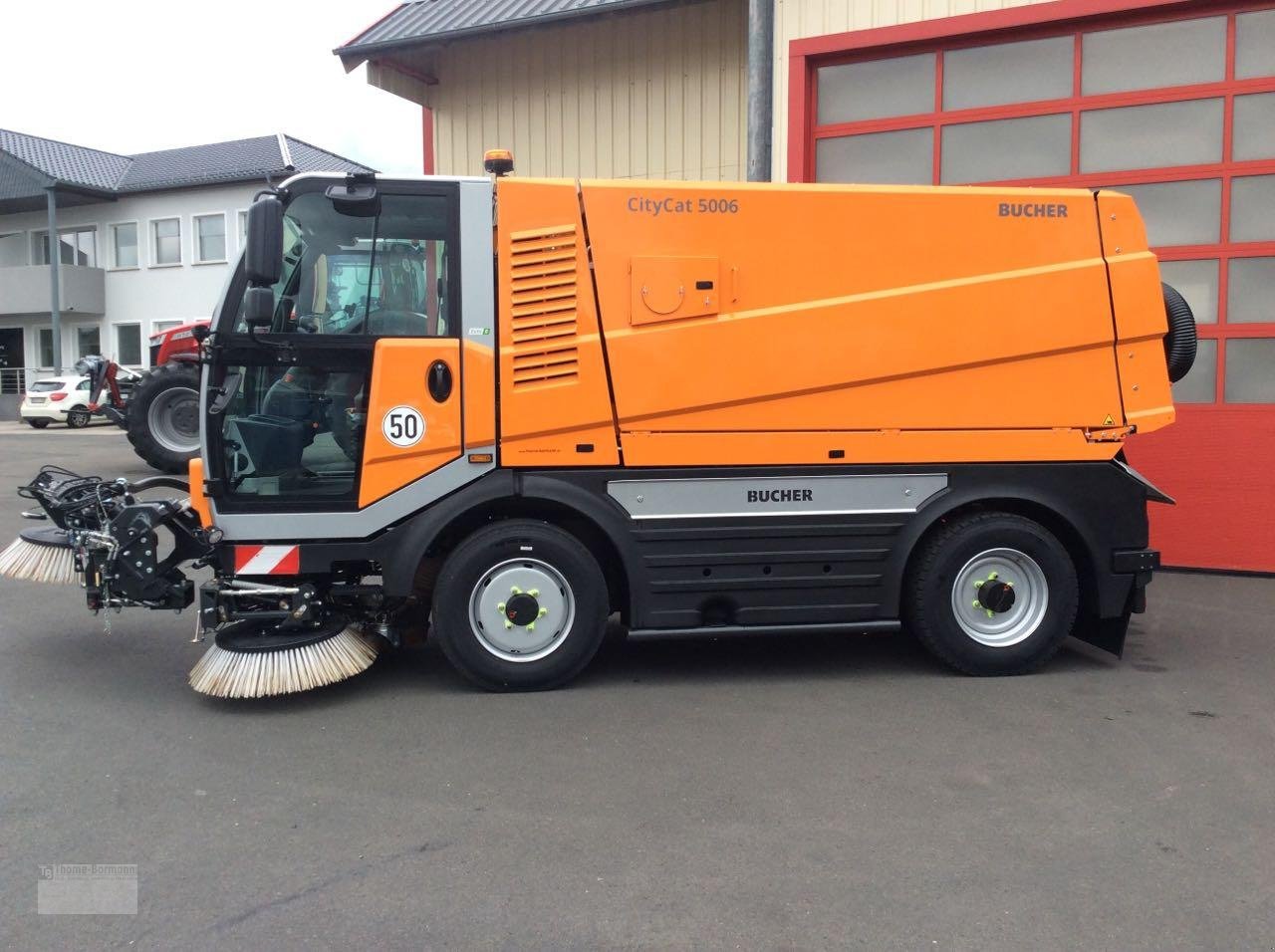 Kehrmaschine des Typs Bucher CityCat 5006 50 km/h, Mietmaschine in Prüm (Bild 3)