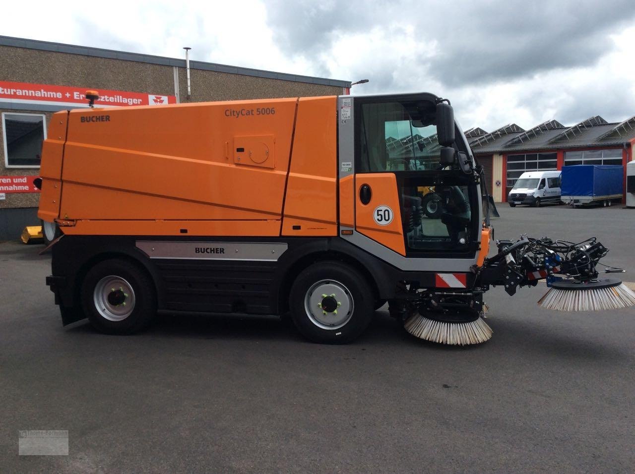 Kehrmaschine des Typs Bucher CityCat 5006 50 km/h, Mietmaschine in Prüm (Bild 5)