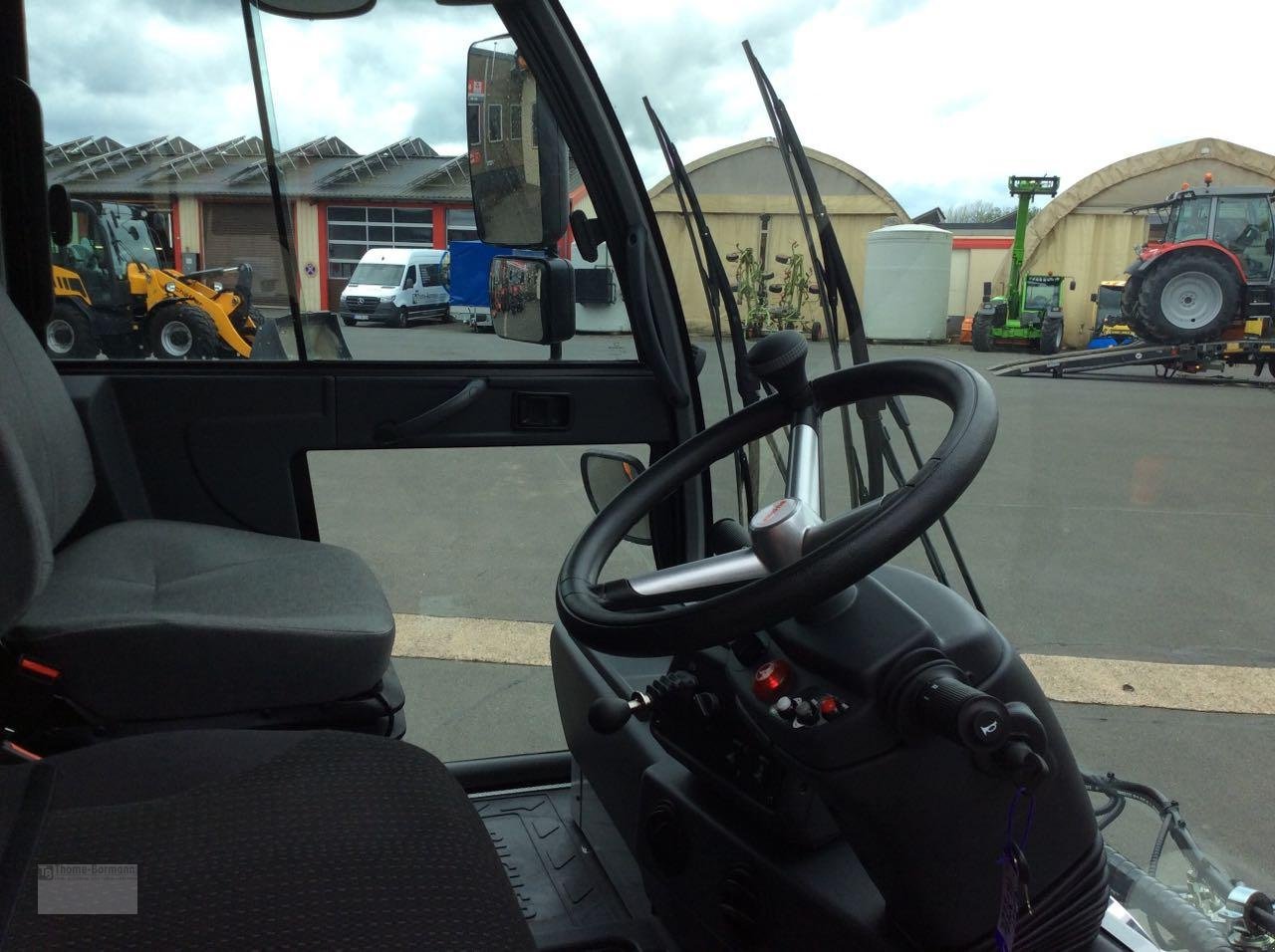 Kehrmaschine des Typs Bucher CityCat 5006 50 km/h, Mietmaschine in Prüm (Bild 9)