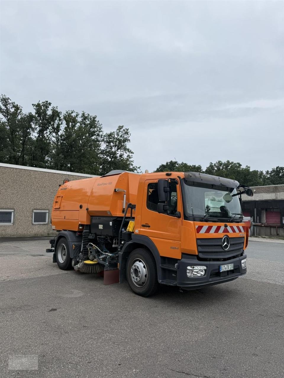 Kehrmaschine des Typs Bucher V65t MaxPowa Atego 1324, Mietmaschine in Prüm (Bild 5)