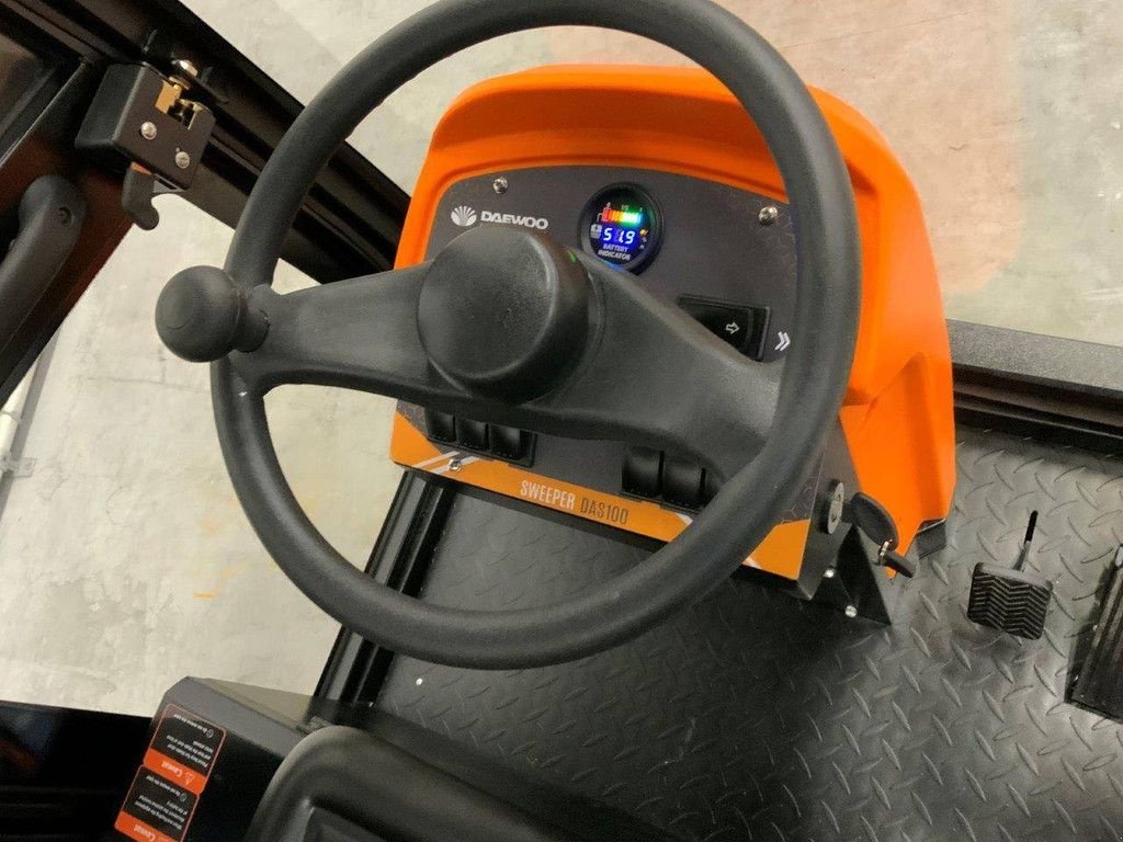 Kehrmaschine a típus Daewoo DAS100, Neumaschine ekkor: Antwerpen (Kép 7)