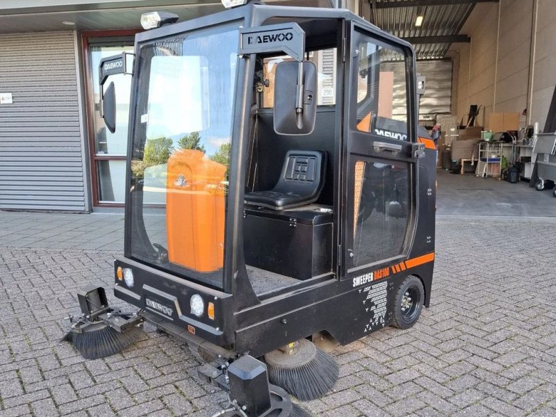 Kehrmaschine typu Daewoo Sweeper DAS100, Gebrauchtmaschine v Groningen (Obrázok 1)