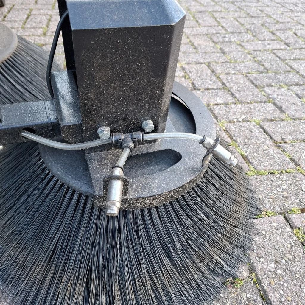 Kehrmaschine a típus Daewoo Sweeper DAS100, Gebrauchtmaschine ekkor: Groningen (Kép 8)