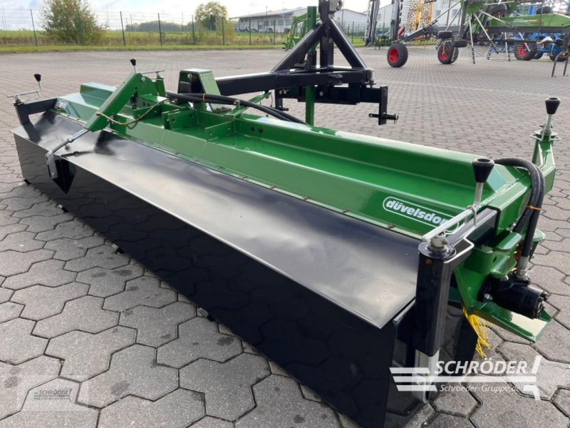 Kehrmaschine typu Düvelsdorf DKW 2,70 M 3-PUNKT KEHRMASCHINE, Gebrauchtmaschine v Leizen (Obrázek 1)