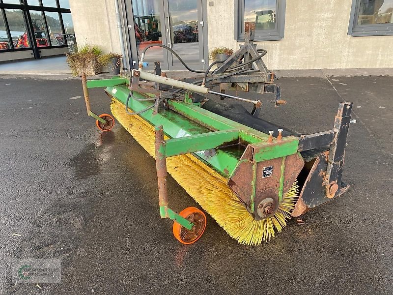 Kehrmaschine del tipo Düvelsdorf Düvelsdorf DKWB27 Kehrmaschine 2,7m Heck, Gebrauchtmaschine en Rittersdorf (Imagen 6)