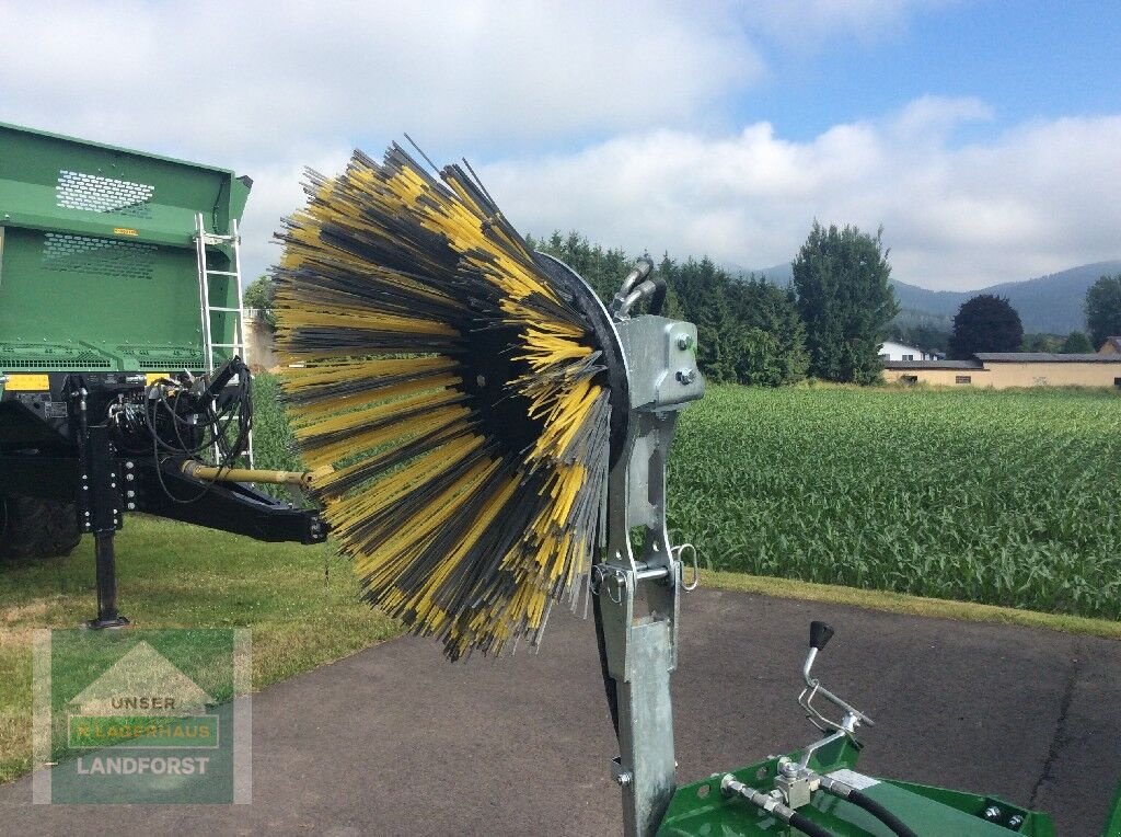 Kehrmaschine typu Düvelsdorf Stratos 2,25m, Neumaschine v Kobenz bei Knittelfeld (Obrázek 7)