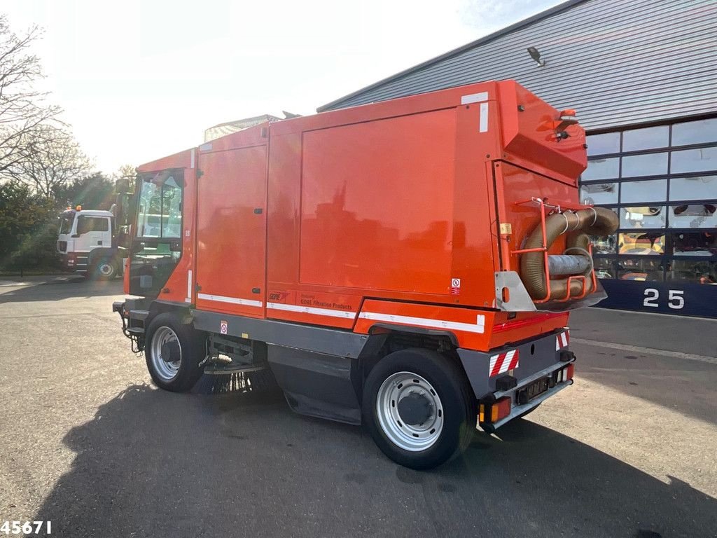 Kehrmaschine des Typs Dulevo 5020 Euro 6 with 3-rd brush, Gebrauchtmaschine in ANDELST (Bild 8)